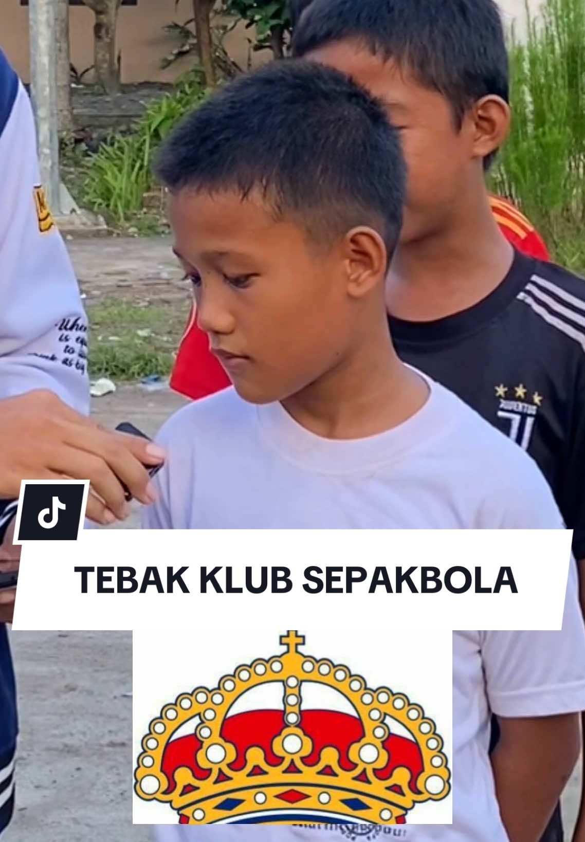 Tebak klub sepakbola #tebaktebakan #kuissepakbola #fypage #intermilan 