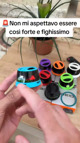 Ti sfido a provarlo e a non rimanere stupido #phonespeaker #speaker #magneticspeaker #tiktokmademebuyit #tiktokshopitalia #ttshopitality #shopitalia #spotlight 