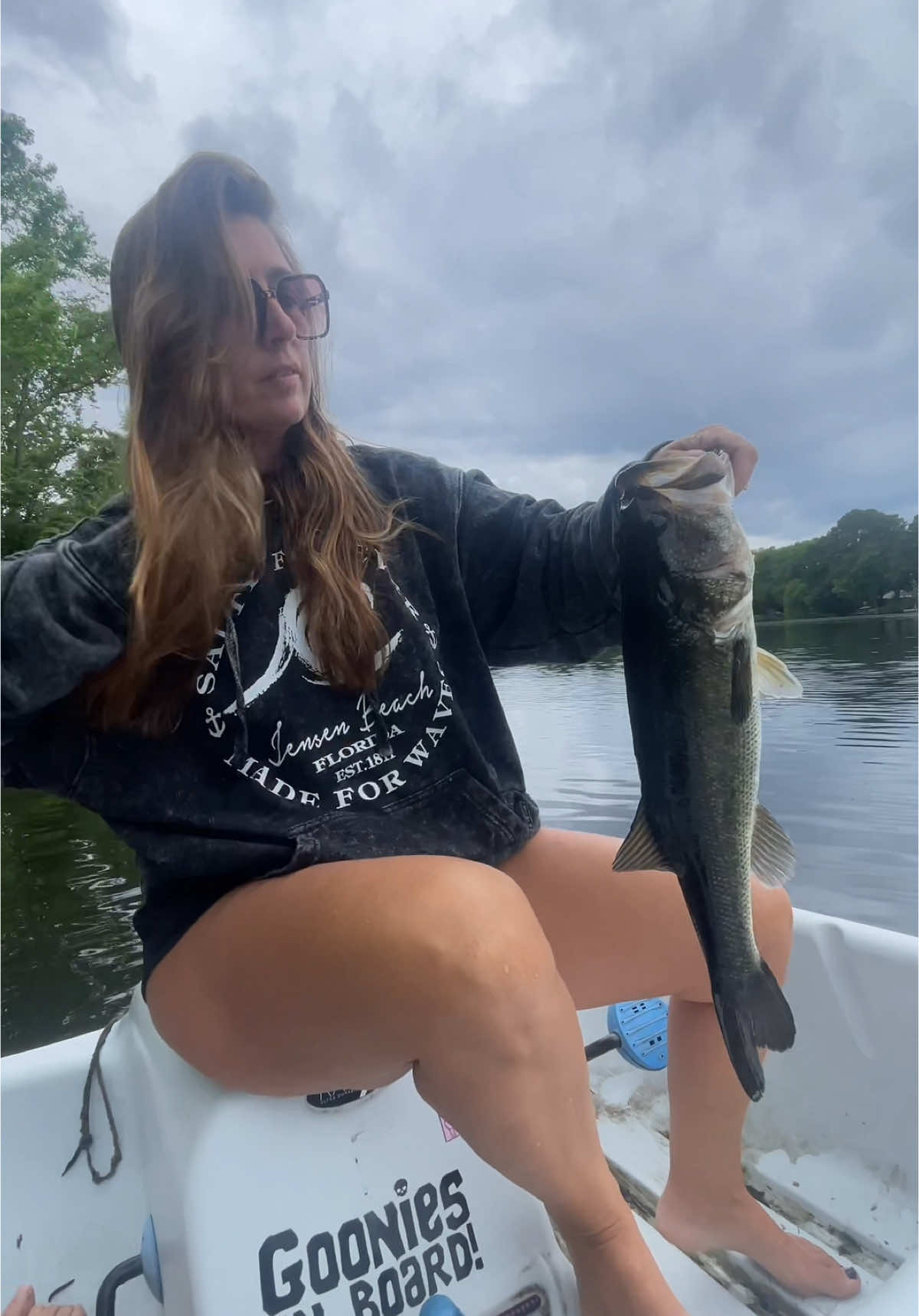 #fishtok #spinnerbait #girlsfishtoo 