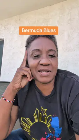 Go weed whack that Bermuda grass if it's growing around the base of your young trees. It will choke off the roots. #bermudagrass #homesteading #moringa  #moringatrees #growyourfood #gardening  #farming