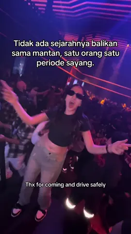 Lampu khakha #helensnightmartsunter #helensnightmart #jakartakeras #sunter #fypage #dance #cewekcantik #dugemparty🍻💃 #fyppppppppppppppppppppppp #jj #velocityedit #dungtaktakdungtak #happylife #dj #dugemparty #musikviral 