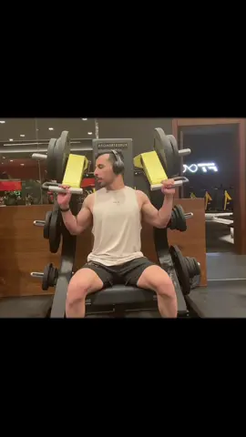 #مالي_خلق_احط_هاشتاقات🧢 #حركة_إكسبلور #Fitness #وقت_اللياقة #الشعب_الصيني_ماله_حل😂😂 #gym 