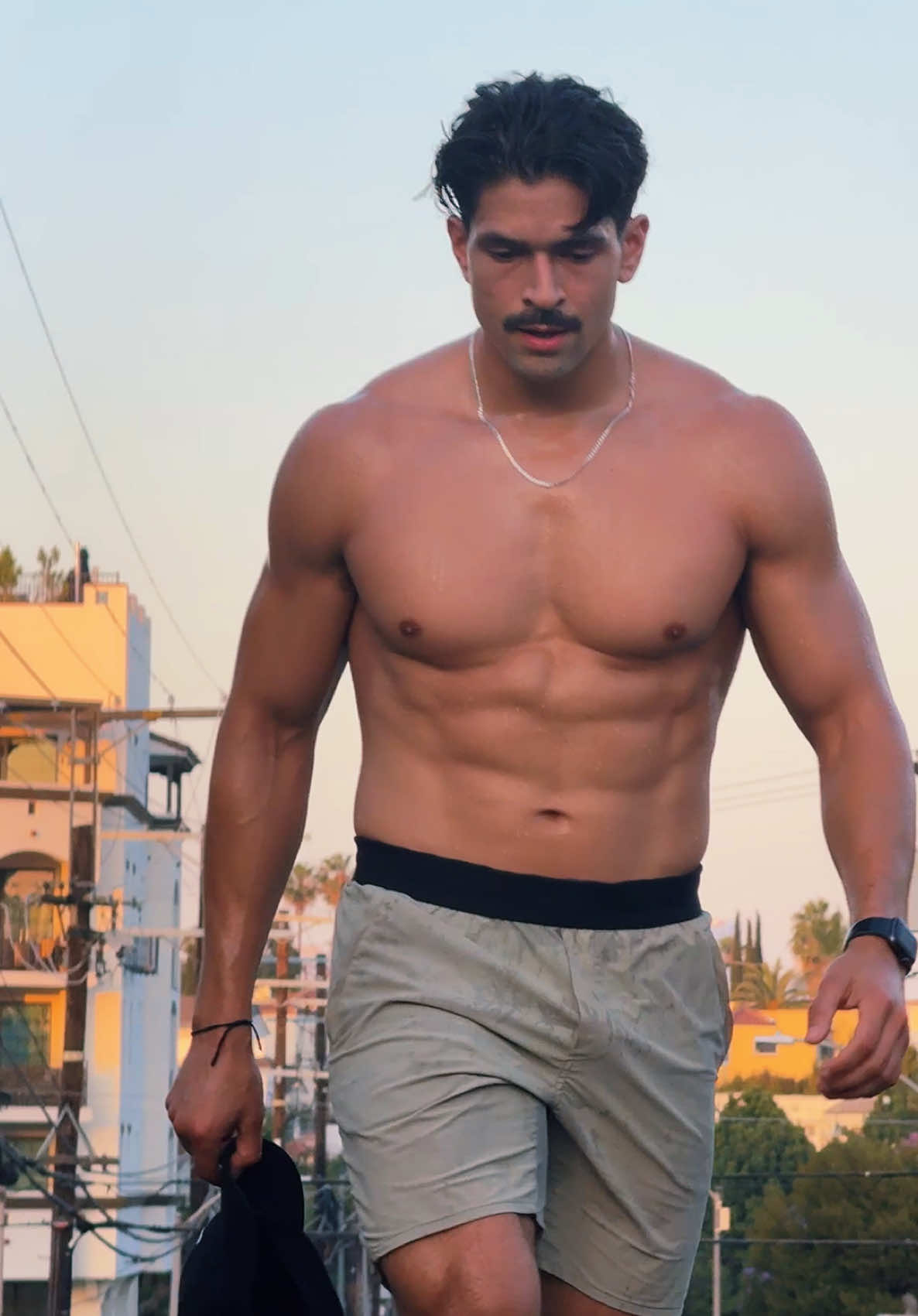 Nothing like a summer evening run 🏃🏻 Did you get your steps in today?  #Running #runningmotivation #runninglife 