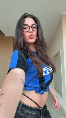Maglietta rubata a giovanni e capelli che fanno schifo forza inter😂