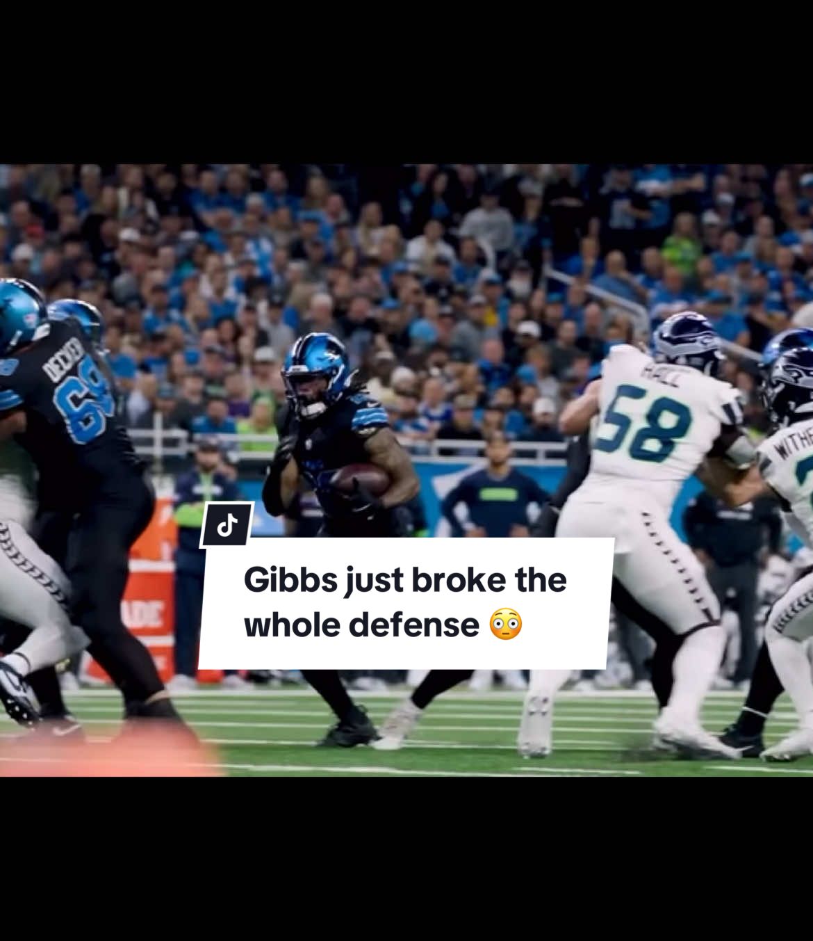 Jahmyr Gibbs moves like he got cheat codes 😮‍💨⚡️ #HighlightHouse  #fyp #JahmyrGibbs #DetroitLions #NFLHighlights #NFL #FootballTikTok #SportsTok #Gridiron #RB1 #SpeedKills #CheatCode #TikTokSports #ExplorePage #ForYou #FYP #Underrated #HouseOfHighlights #BleacherReport #TrendingNow #AthleteEdits
