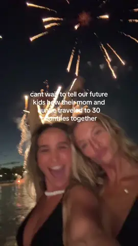 Your 20s are for traveling the world with your bestie  #traveltiktok #fireworks #traveltips #traveltok #backpacking #backpacker #hawaii #hawaiitiktok #bestiesforever #bestfriendscheck #vacationmode 