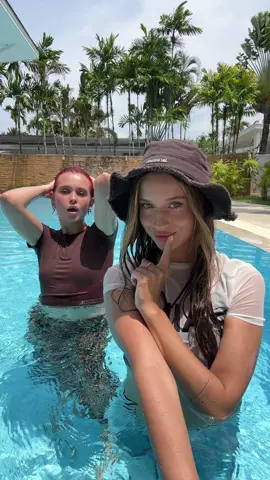 Sisters😋💋🥰 @rebecca_wildee @Ruby Lash  #exhouse #onlygirls #pool #poolparty #poolgirls 