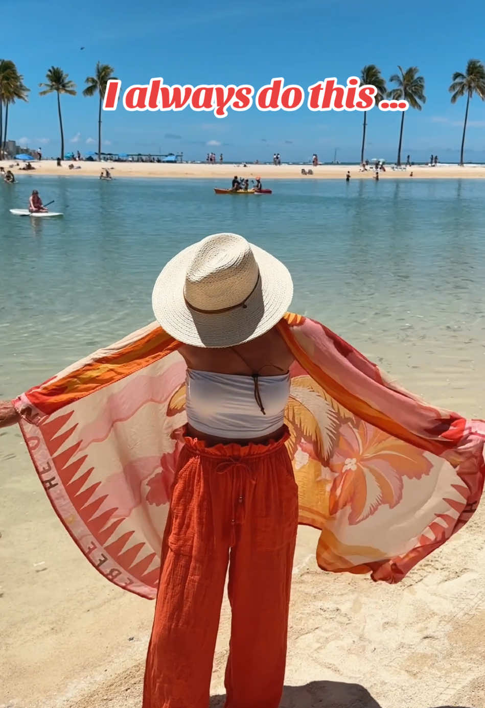 Would you try this ? Here’s how you can quickly make a duster to cover your arms with a scarf, it comes handy when you are traveling or when you are on the beach and want to protect your arms from the sun ! Cover your shoulders with two ends , tie them to the rest of the fabric under your arms. What do you think ? #sarong #sarongstyling #sarongtutorial #diycardigan #diyfashion #stylinghacks #stylingtips #stylingideas #pareo #beachwear #summeroutfits #resortfashion #resortwear #summeroutfits #vacationoutfits 