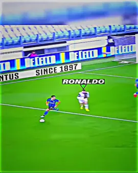 رونالدو النسخه المدافع 😮‍💨🔥#تيم_قسومي_كريس #المصمم_قاسم #كرستيانو_رونالدو🇵🇹 #تيم_مصممين_الذهبيه🔥💎 #تيم_الشيخ_لامين🤍🔥 #cristianoronaldo 