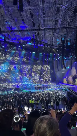 SB19 pours raw emotion and powerful vocals into their heartfelt performance of 'Nyebe'. 🥹 #SaWWorldTourKickoff #sb19simulaatwakas #sb19 #atin #philippinearena 