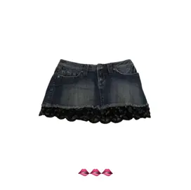 mini skirts😍😍😍 #fashion #fashiontiktok #fashiontips #styleinspo #styletips #fashionstyle #outfit #outfitinspo #miniskirtoutfit #miniskirt #microskirts 