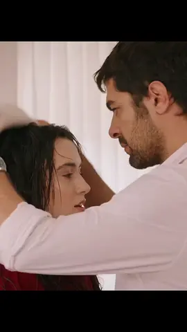 Zeynep herkesi evden çıkarmış Halil'e yalnız kalmak için(güzel senaryo)bence😂❤️‍🔥#gökberkyildirim #cemrearda #zeyhal #rüzgarlıtepe #keşfetbeniöneçıkart 