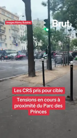 Tensions en cours à proximité du Parc des Princes. #parissg  #psginter #paris