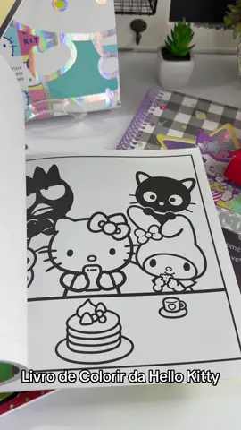 🌸 Hello Kitty + momentos de paz = a combinação perfeita! 🖍️ Se você cresceu com a Hello Kitty e sente saudade daquela sensação gostosa de colorir sem pressa, esse livro foi feito pra você. Com 48 páginas em papel especial e ilustrações exclusivas, ele é um convite pra desacelerar, relaxar e deixar a criatividade fluir 💖 Ideal pra todas as idades — e perfeito pra quem quer transformar momentos simples em experiências cheias de afeto. Pinte com lápis ou marcadores e redescubra o prazer de fazer algo só por você. ✨ 🎀 Disponível na nossa livraria! Corre garantir o seu! #HelloKitty #LivroDeColorir #Relaxamento #MemóriaAfetiva #ColorirÉRelaxar #Livraria #PapelariaCriativa #ArteQueCura #SanrioLovers #Desacelera #LivriariaConcorde #Concorde #Manaus #Amazonas #LivrosDeColorir 