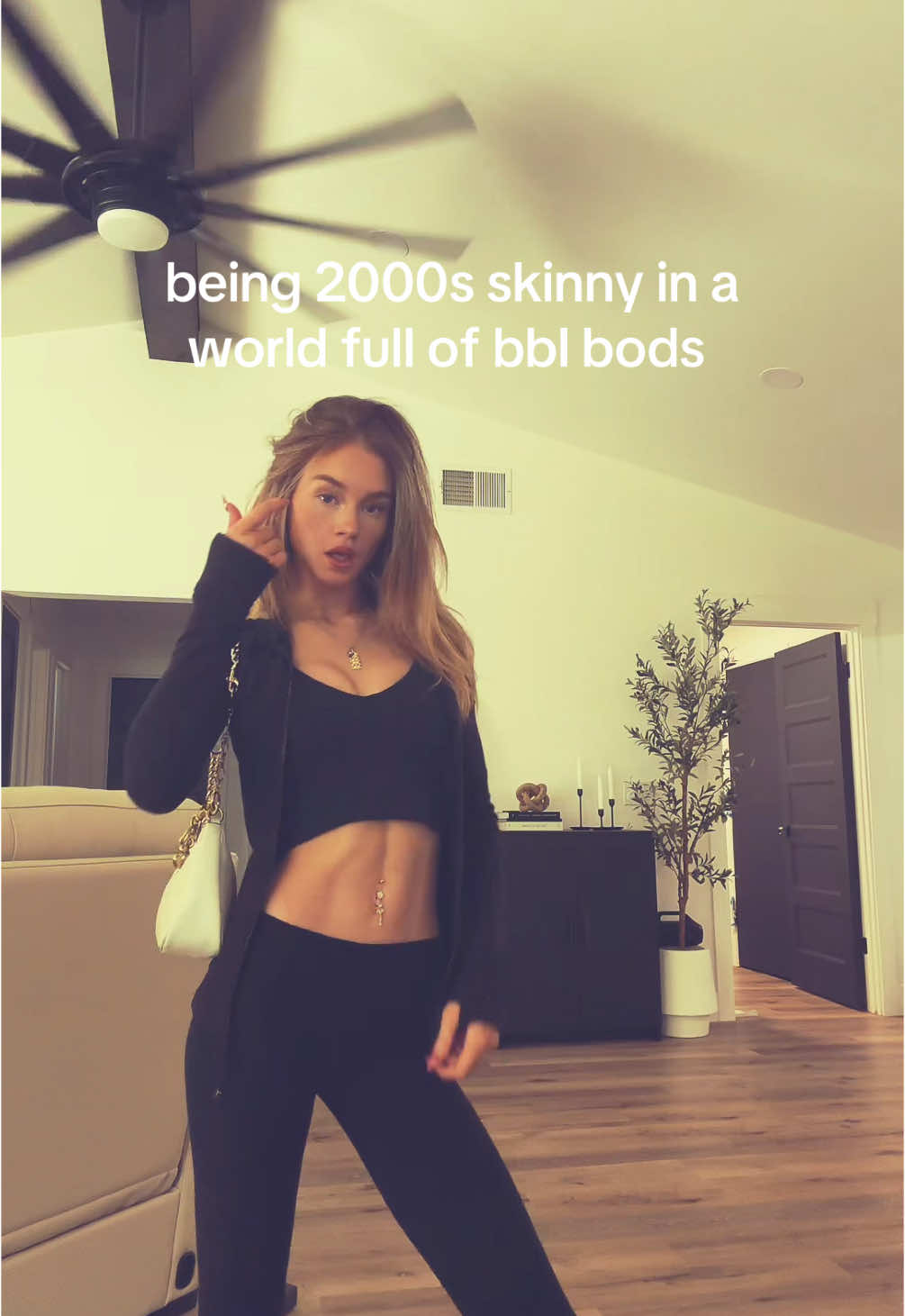 vs pls i’m only like 4 inches too short🙏🏼 #2000s #vsangels #fypシ 