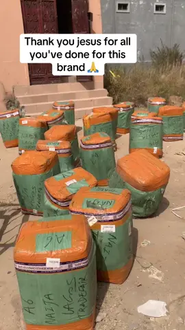 Lord,i just want to thank you for how far you've brought me. Thank you for growth 🙏 🙏🙏 #naijahairsupplier #wholesale #wigsforsale #wholesalehair #wholesalehairvendor #lagosnigeria #tradefair 