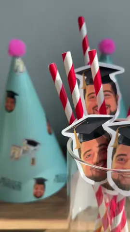 Tus celebraciones necesitan pequeños detalles que hagan la diferencia ✨ Con nuestro party pack personaliza todo lo que desees #party #gorroscumpleaños #elsalvador 