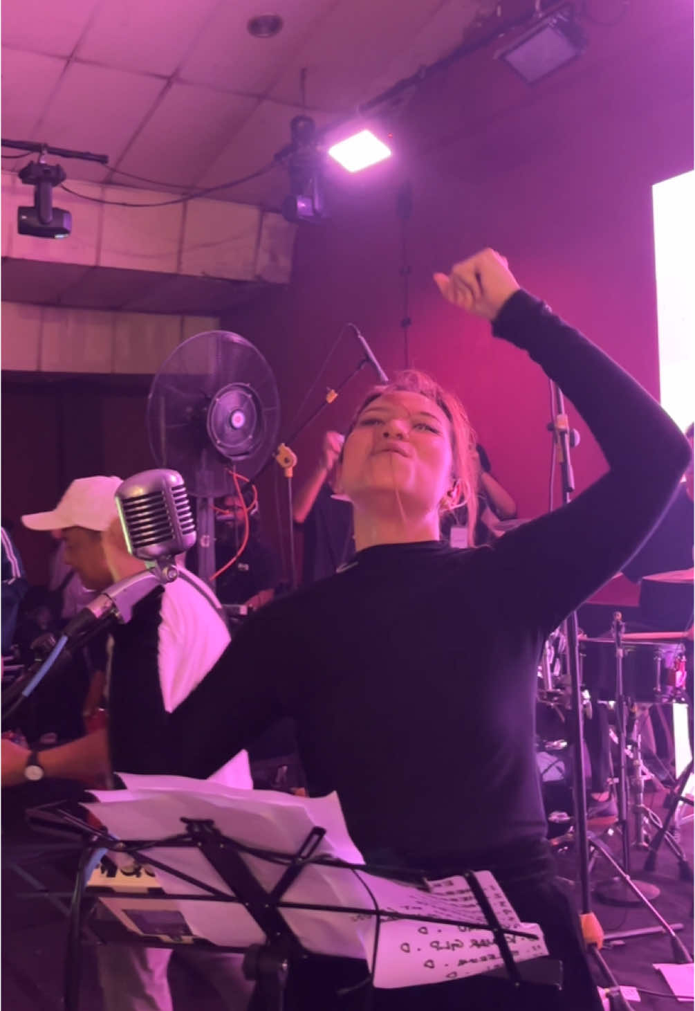Efek rumah kaca X danilla : balerina @DANILLA  #danillariyadi #efekrumahkaca #penerka #penelisik #penelisikdanilla #rossimusik 