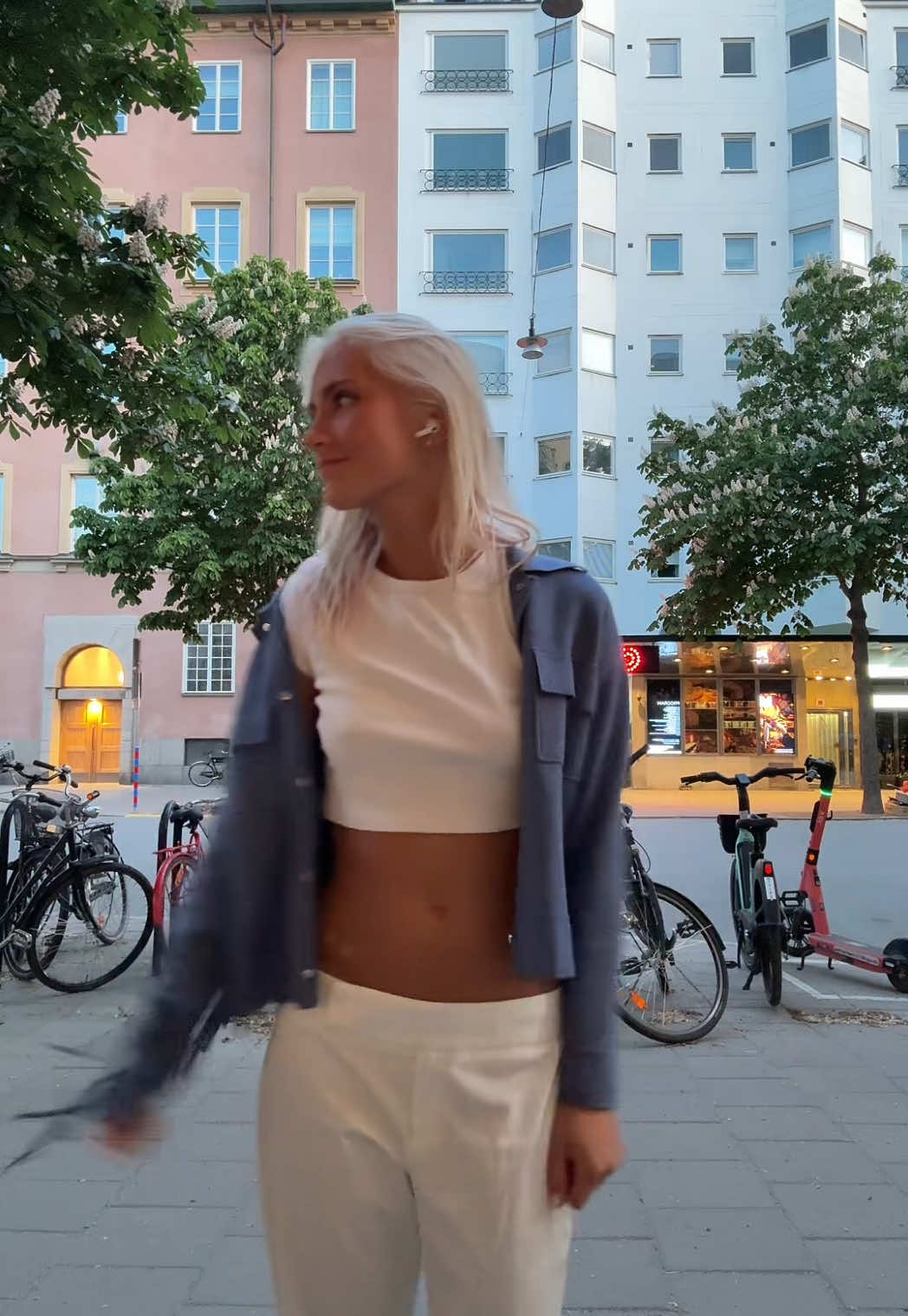 03:27 ❤️