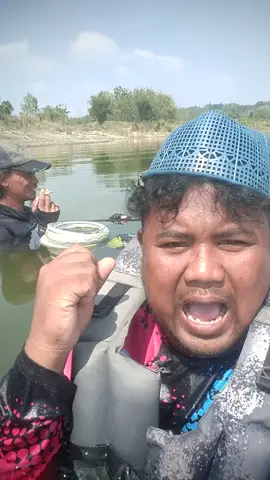 hari mancing sedunia #mancing #fyp #fypage #fyppppppppppppppppppppppp #lucu #ngakak #viral #viralvideo #viraltiktok #tranding 