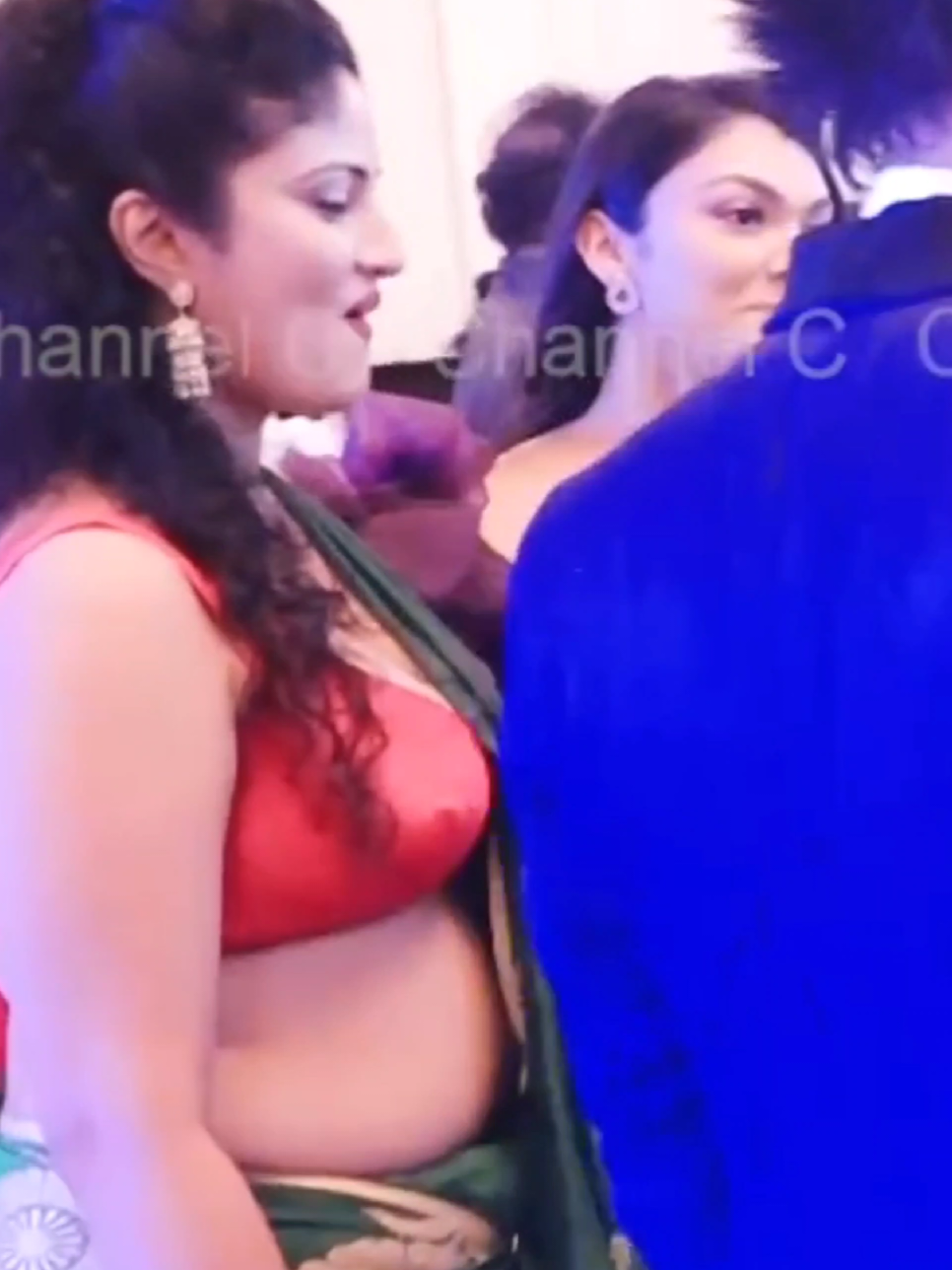 ගින්දර කදක් 🔥🥵 පබෝධා සංදීපනී ❤️  #fyppppppppppppppppppppppp #foryou #fyp #trending #viral #tiktok #highlight #srilankan_tik_tok🇱🇰 #actress #hot #Navel #saree #srilankanactress #srilankansareenavel #pabodasandeepani 