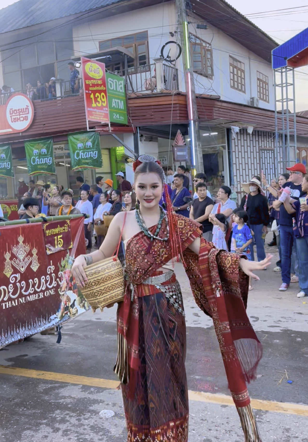 เปนตาฮักขนาด #สาวภูไท #ภูไทกาฬสินธุ์ #บุญบั้งไฟบ้านโพน #บุญบั้งไฟ #บ้านโพนแพรวากาฬสินธุ์ #อําเภอคําม่วง #กาฬสินธุ์ 