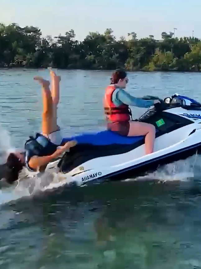 Which clip did you have to laugh at ? 🤣🤣🔥#funnyvideos #funnymoments #funnyprank #foryour #foryoupage #funny #haha#funnyvideos😂 #funn #funnytiktok #funnymoment #trynottolaughchallenge #trynottolaughimpossible  #fails_of_the_month #funnyvideos2025 #bigfails #comedyvideos #comedyvideos😅😂 #failcompilation #failarmy #funnyvideos #fail #failvideo #youlaughyoulose 