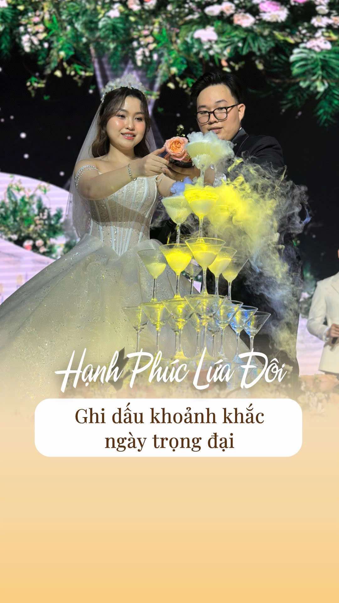 “Khoảnh khắc thấy em trên lễ đường cùng ánh mắt bóng dáng thân thương. Nhiều năm ấy chớp mắt trôi qua để ta giờ đây về chung một nhà.”❤️ #vanlocphatpalace #fyp #trending #wedding #weddingday #damcuoi #damcuoibinhduong 