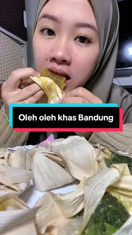 Nggak perlu jauh jauh ke Bandung lagiii!!! #wajit #wajitcililin #oleholehbandung #jajanantiktok #jajananviral #jajananjadul #ikadatl 