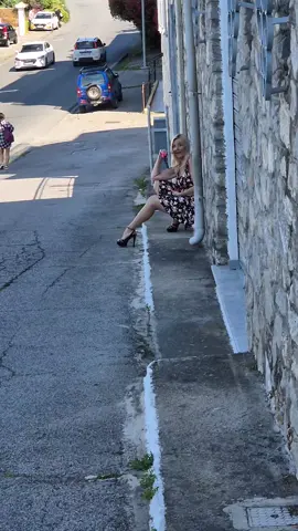 una piccola pausa #colormebeautiful #wildatheart #goddess #wearwhatyoulove #over50styleinfluencer #dragontamer #italygirl #canadianchick #over50andfit #over50andfabulous #influecerdellamodaitaliana #italianfashion #model #modela #modellife #FashionistaStyle #fashionista #fashion #scalea #calabria #butterfly #forestfairy #magical #queenofhearts 