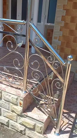 Efectuam balustrade din inox și plexiglas la comanda Nr.068621101 