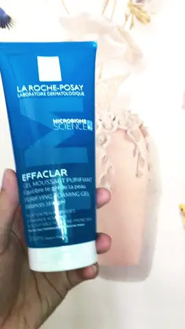 Gel rửa mặt tạo bọt làm sạch, giảm nhờn cho da dầu nhạy cảm LA ROCHE-POSAY. #gelruamat #larocheposay #suaruamatlarocheposay #dinhdinh8386 