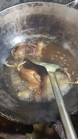 ငှက်ကြော် စားကြပါဦး