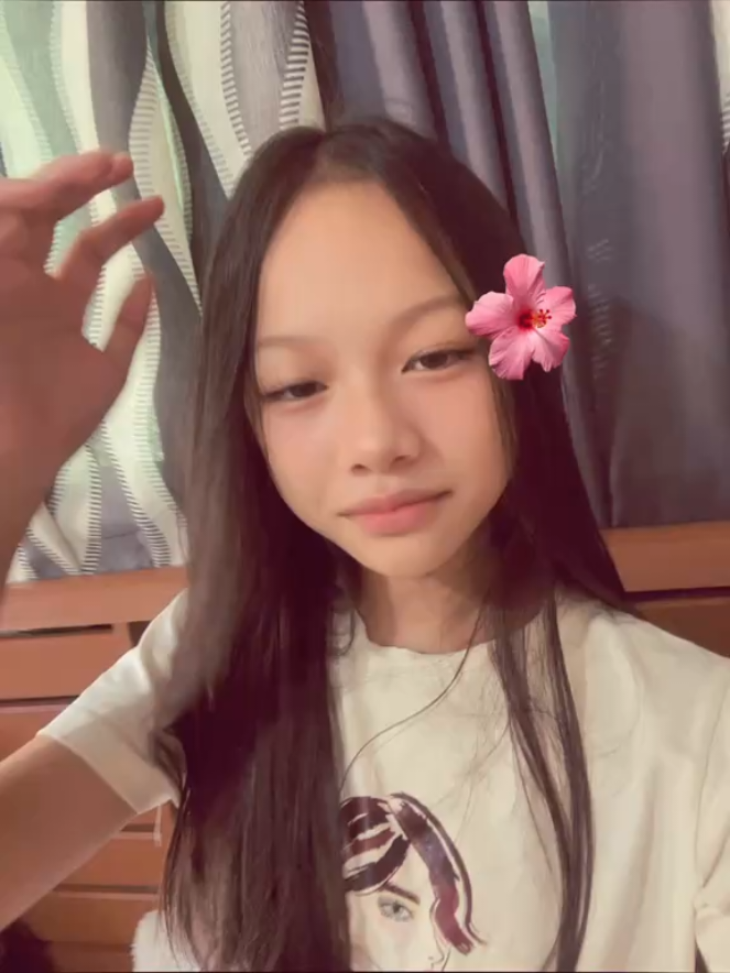 this was early in the morning lol HAHAHAHA (p.s I woke up early then changed my clothes js to film a tiktok vid haha)  #fyp #xyzbca #cutie #foryoupage 