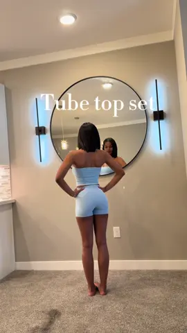 Size small🩷 The link is down below