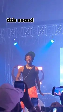 #omahlay @Omah Lay #goviral #goviraltiktok #trendingsong #afrobeatsmusic 