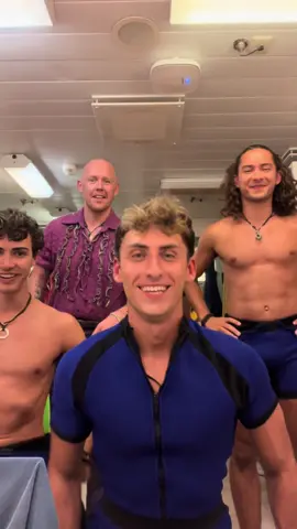 Is there a man out there?… 🕺 #mammamia #harmony #cruiseship #singing #fyp #musicaltheatre #musicals 