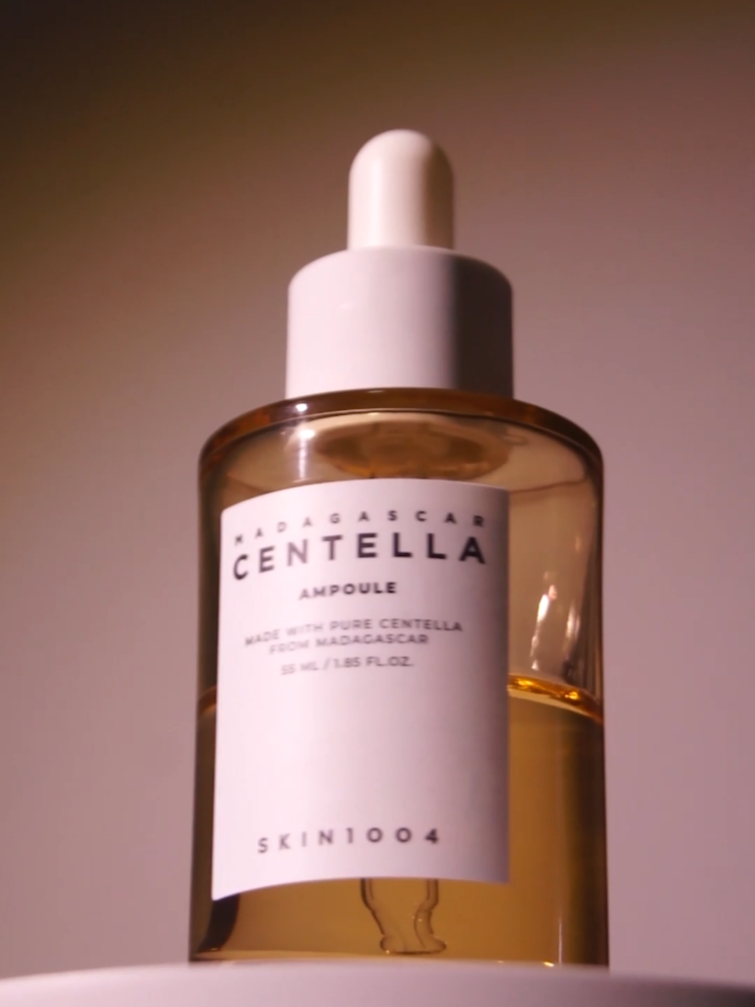 Never skip your skincare routine 💁🏻‍♀️ 🌟Product featured: SKIN1004 Madagascar Centella Ampoule #fyp#SKIN1004 #centella #ampoule #skincare #koreanskincare #commercialvideo #productphotography#simple#productvideography #videography
