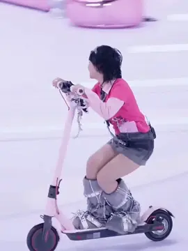 Em(bé) xinh say hi 👶 #liugrace #emxinhsayhi #ilovetiktok #xhuong #viral #viral 