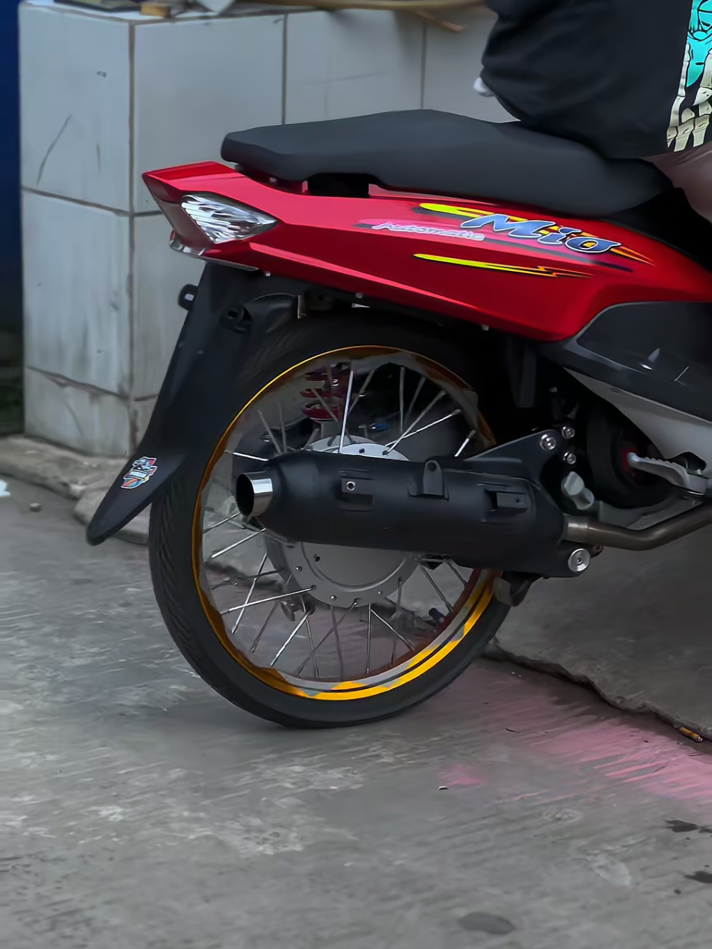 bosen bet ama merah sebenernya😭 #mio115thailand #หมูกัดกัน💥 #thailandstyle🇹🇭🇮🇩 #miofino115thailand #penggunaring17 #tsid🇮🇩 