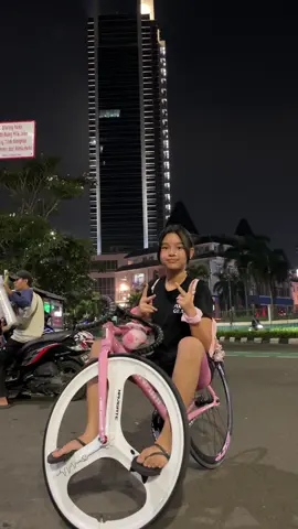🤭🤭 #viral #fyp #fixiedgear #fixieindonesia #fixiegearphillipines #snm100 #tsunami #pink 
