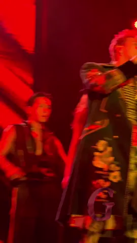 I like this 😍😍😍 #GD #GDRAGON #gdragon2025 #광희 #위버맨쉬 #GDRAGONWORLDTOUR2025 #UBERMANSCH #kwonjiyong #bigbang #headintheclouds #hitc #88rising #kpop 