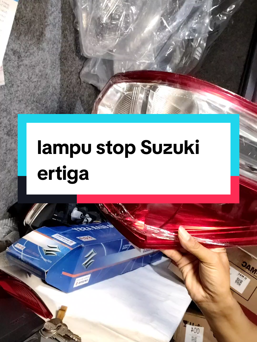 lampu stop Suzuki ertiga#stoplampassyertiga#lampurembrlakangertiga#stoplampertiga#jezautopart 