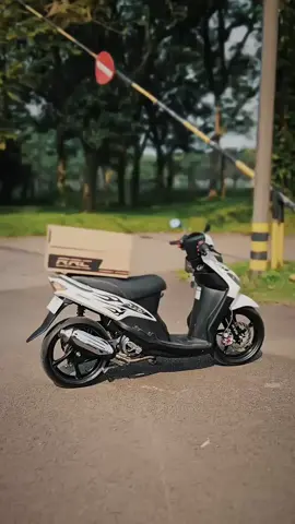 🔥 UPGRADE MOTOR MATIC LO SEKARAN! 🔥 🔊 Suara ngebass 🔩 Desain racing ⚙️ Tarikan enteng Semua ada di RRC BLACK SERIES! 👉 DM sekarang atau cari di shopee & tiktok shop! #knalpotmatic  #standarracing #motorharian #suarangebass #RRCBlackSeries #KnalpotMaticKeren #MaticRacingStyle #rrcracing #mio #miosporty #scoopy 