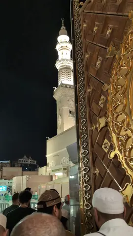 ان سے کہنا کہ چلتے چلتے میں قافلے سے بچھڑ گیا ہو#fpy #Mohbat #muslim #viral #trending #foryou #mohbat #foryou #viral #muslim 