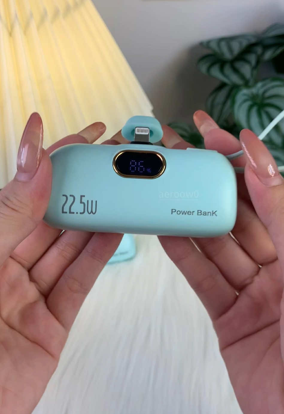 5000mAh Mini Portable Charger Power Bank for phone⚡️⚡️📱📱#powerbank #usa🇺🇸 #us #tiktok #tiktokshop #fyp #goodthing 