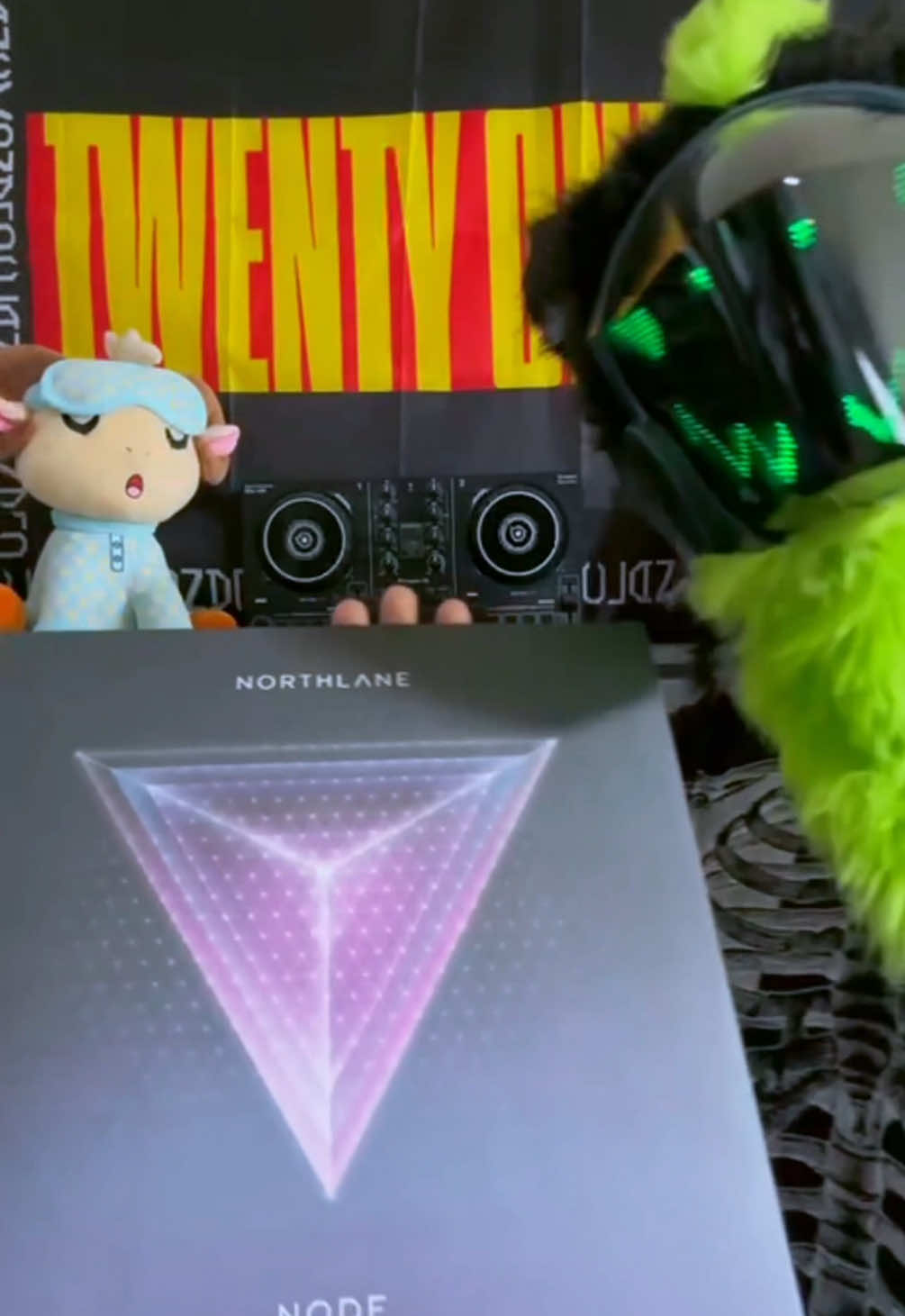 First official post with my refurbished visor electronics :3 . . . Comments & Shares Appreciated! #furry #protogen #protogenfursuit #vinylcollection #vinylrecords #vinylcollectionpost #fypシ #northlane 