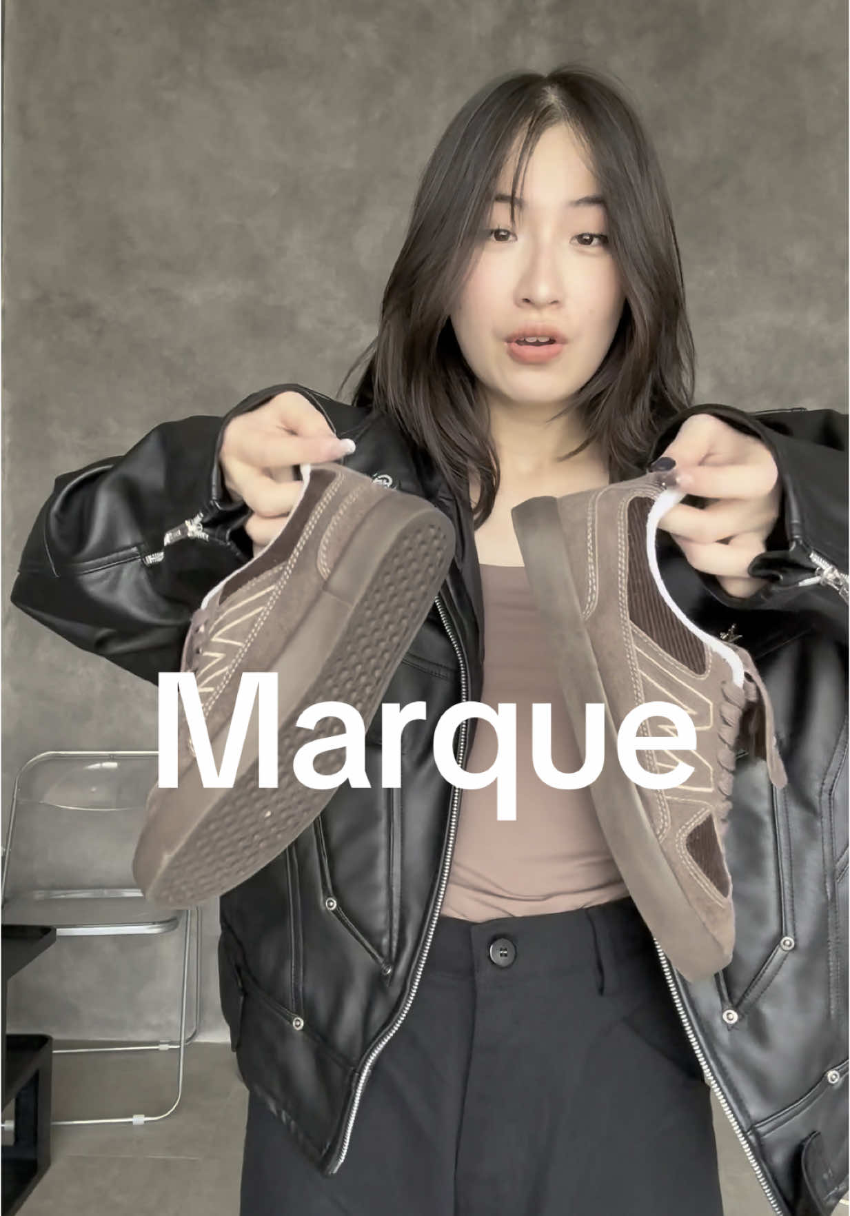 Edisi sepatu lokal 🧸 Ini brandnya @MARQUE 