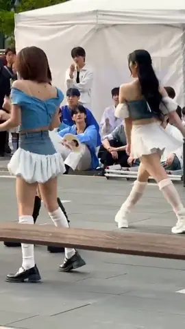 protective brothers 👏👍 #ohyubin #artbeat #ohyubinvrs #parkseoyeon_ab #arimsaoyub_ni #ayaoyooyubin #lovelyub_ni 