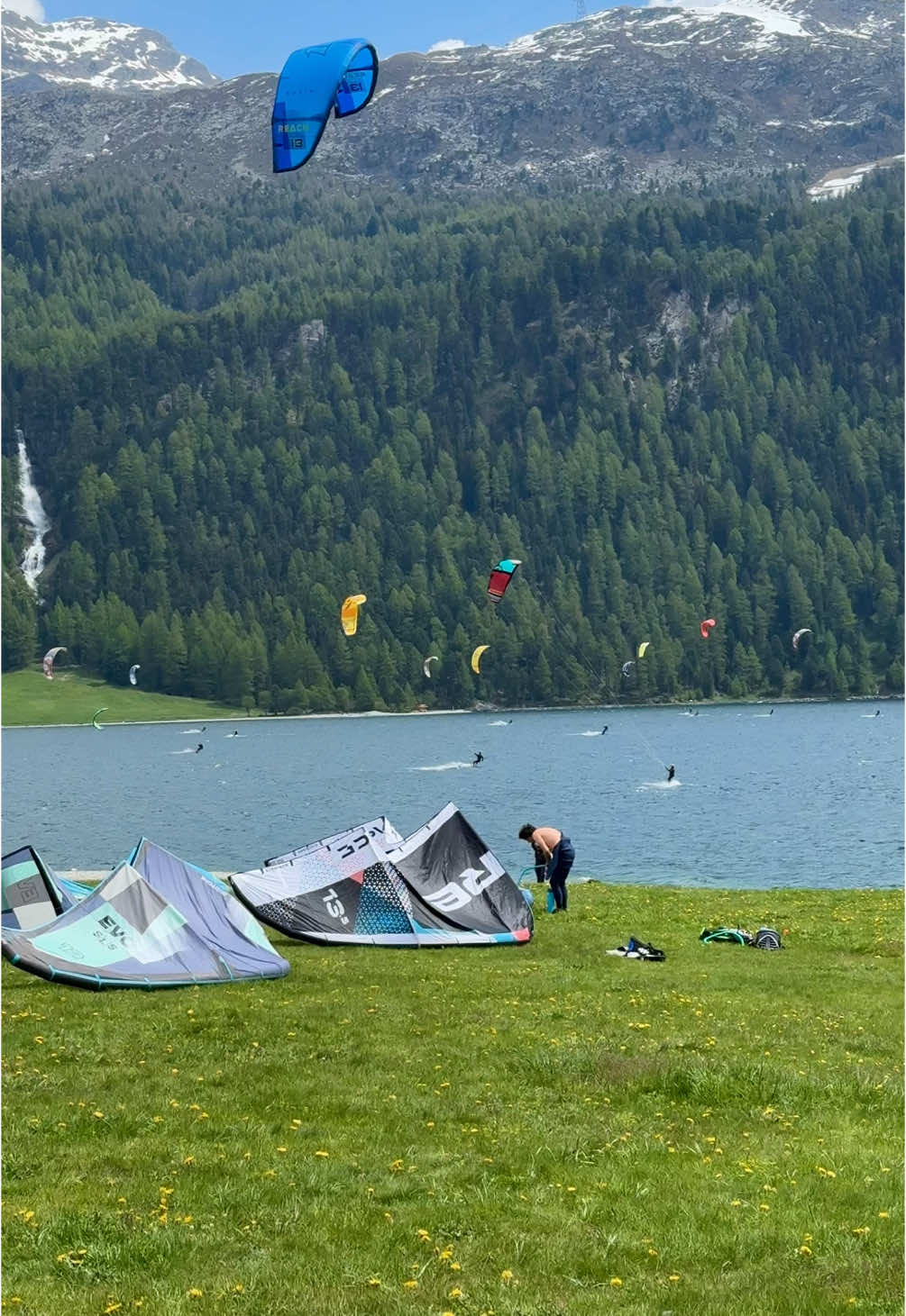 Switzerland 🇨🇭  Discover Switzerland beyond the usual spots 🇨🇭 Private day tours to hidden gems, scenic viewpoints and local highlights. No buses, no crowds – just your pace, your vibe. www.FarmTourSwitzerland.com . . .  #switzerland #farmexperience #privatetours #hiddengems #switzerlandtravel #inlovewithswitzerland🇨🇭 